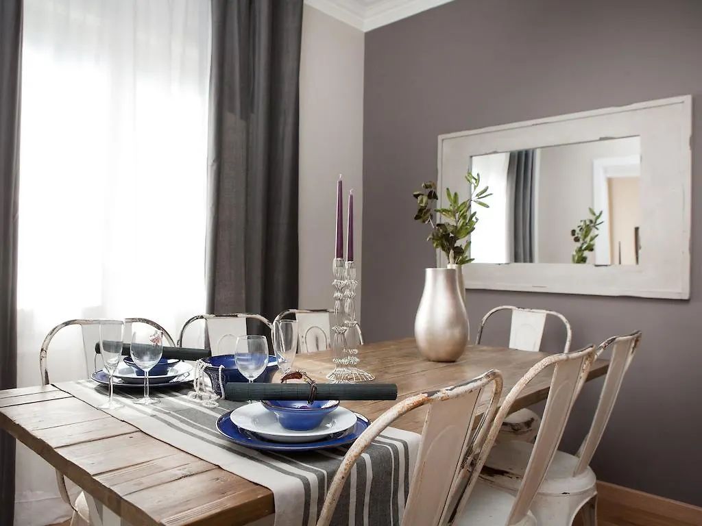 Bcn Planeta Apartment Barcelona 4*,